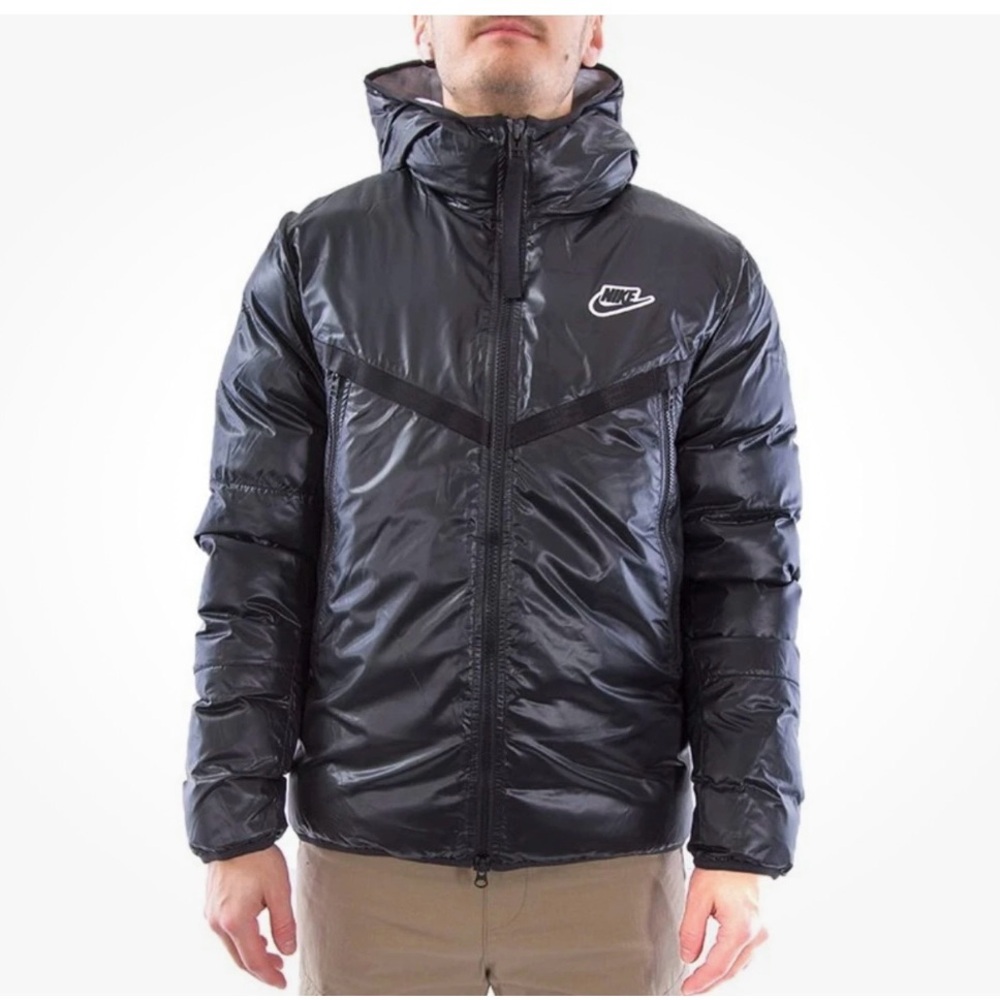 New! Nike black Windrunner Repel synthetic fill puffer jacket Large